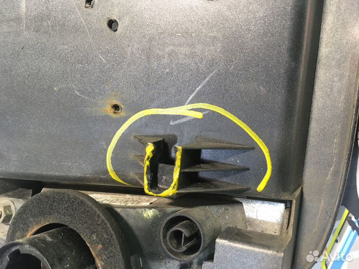 Ниссан Примьера Накладка двери багажника