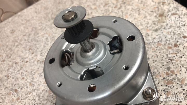 Мотор хлебопечи XB8630-T 230V