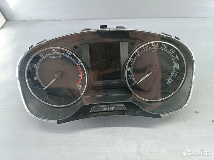 Панель приборов Skoda Rapid