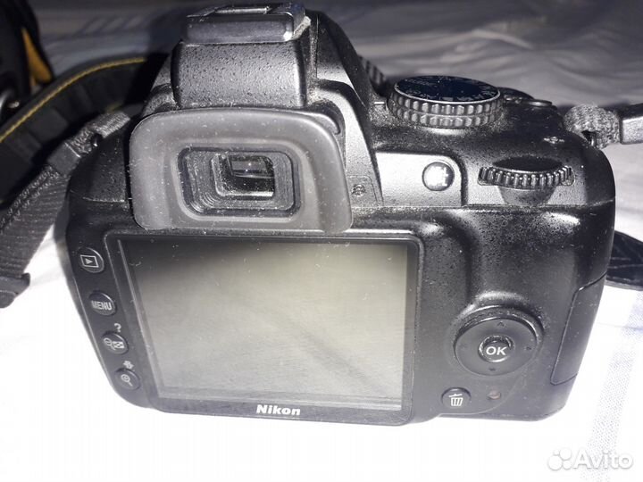 Nikon D3000
