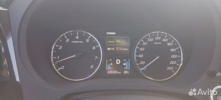 Mitsubishi Outlander 2.0 CVT, 2014, 222 222 км