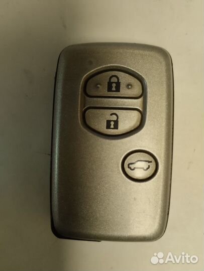 Ключ Toyota Land Cruiser Prado 150 Оригинал