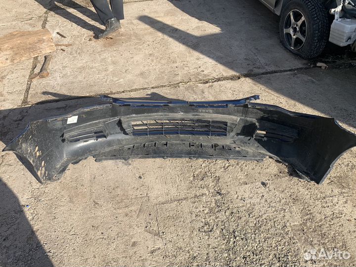 Передний бампер Honda Civic