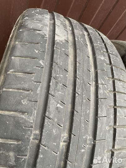 Falken Azenis FK-453 255/40 R21