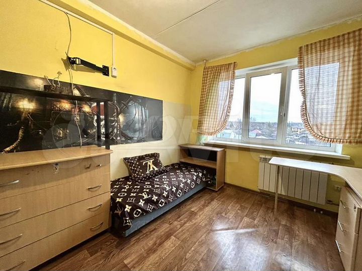 Комната 15 м² в 1-к., 4/5 эт.