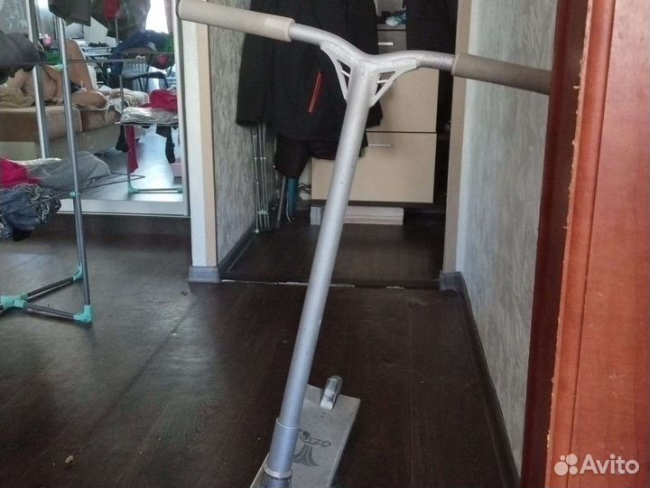 Трюковой самокат