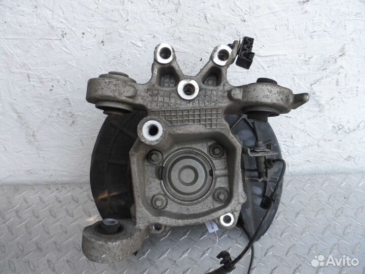 Ступица задняя правая Jeep Cherokee 5 (KL)