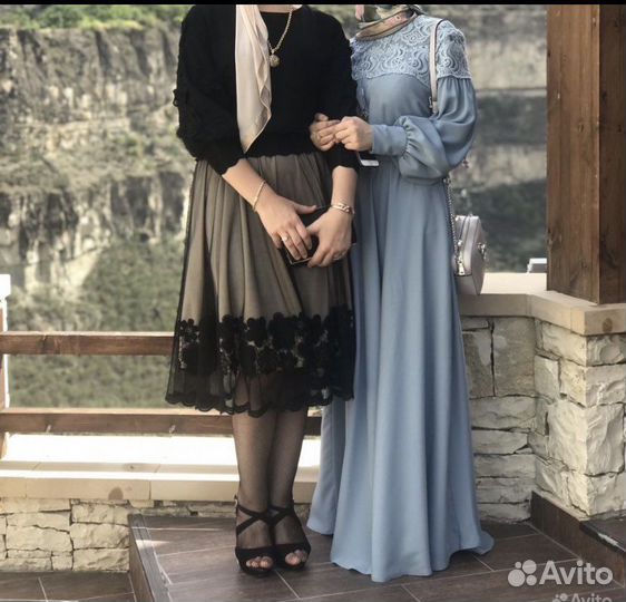 Вечернее платье