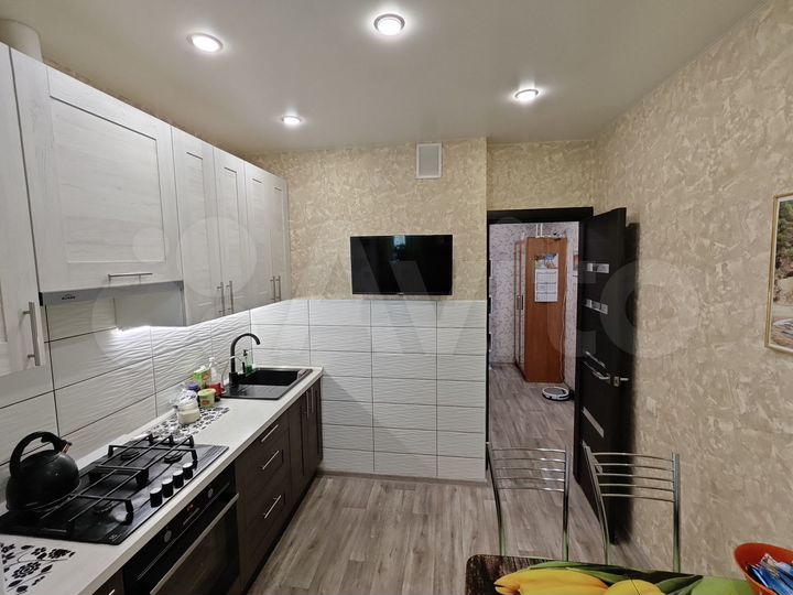 2-к. квартира, 58,2 м², 6/9 эт.