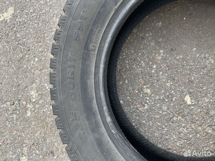 Hankook Winter I'Pike 225/60 R17