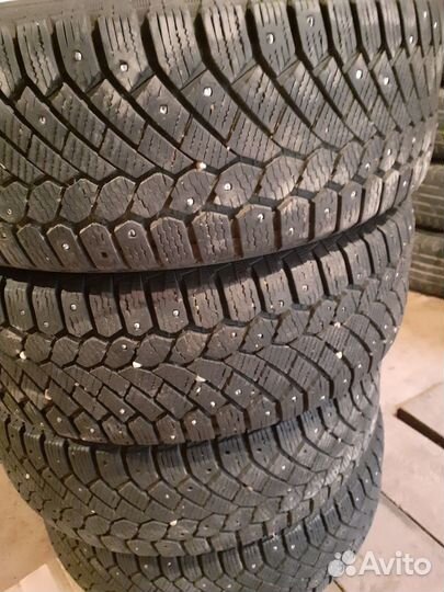 Continental ContiIceContact 215/60 R17
