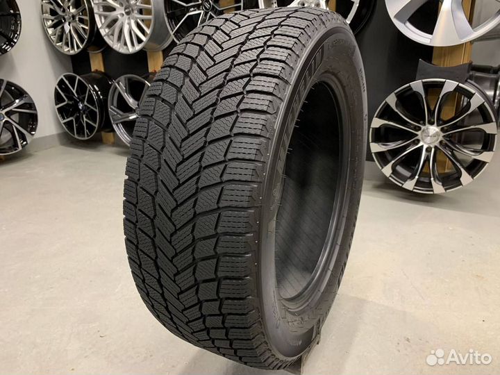 Michelin X-Ice Snow SUV 225/55 R18 102H
