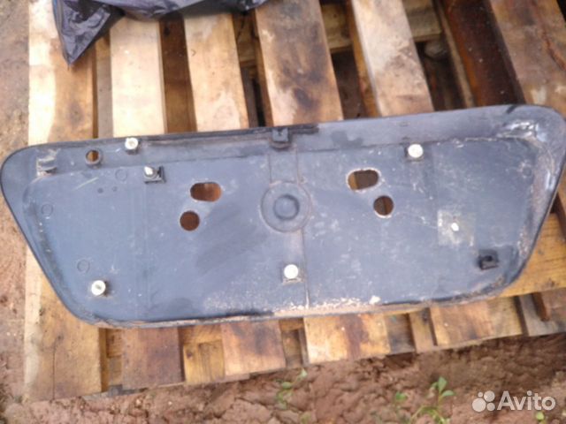 Накладка багажника MR379016 Мицубиси Ланцер 9