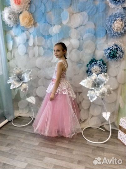Платье праздничное для девочки 8-10 лет