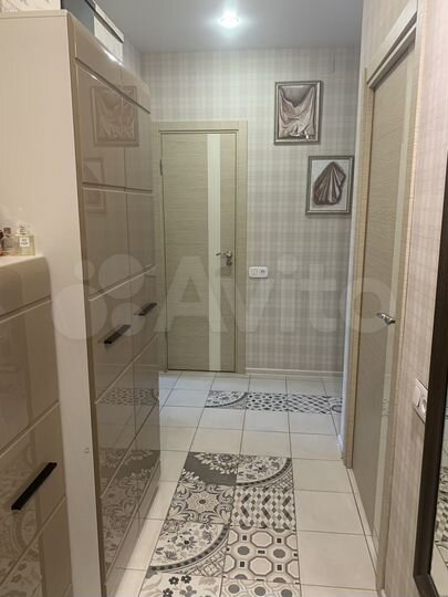 2-к. квартира, 63,2 м², 2/8 эт.