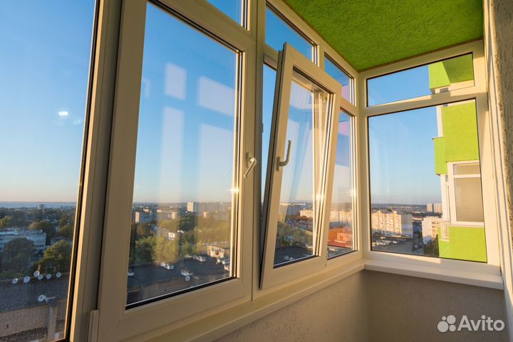 Остекление балконов под заказ