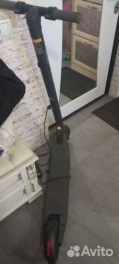 Электросамокат на запчасти или ремонт