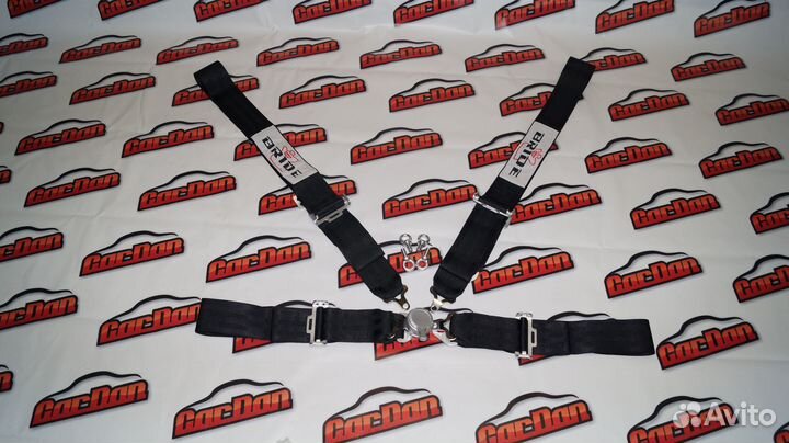 Ремни безопасности 