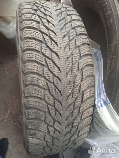 Nokian Tyres Hakkapeliitta R3 SUV 255/55 R20