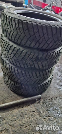 Ultramile UM 4X4 A/T 65/180 R15