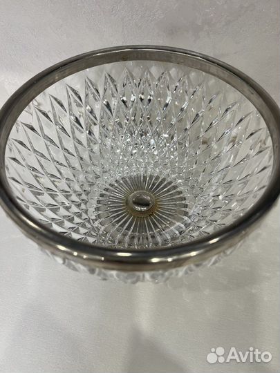 Большая хрустальная ваза