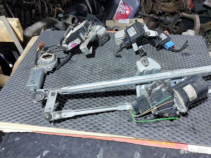 Трапеция стеклоочистителей для Audi A6 C5