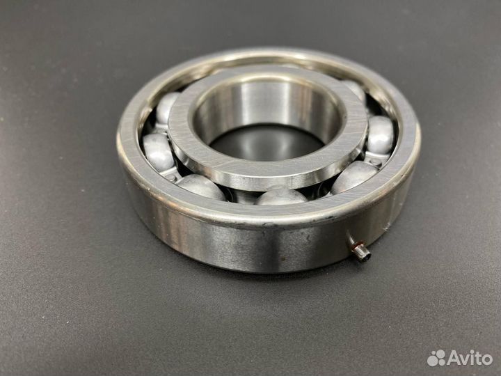 Подшипник шариковый к мотору Suzuki DT40-65