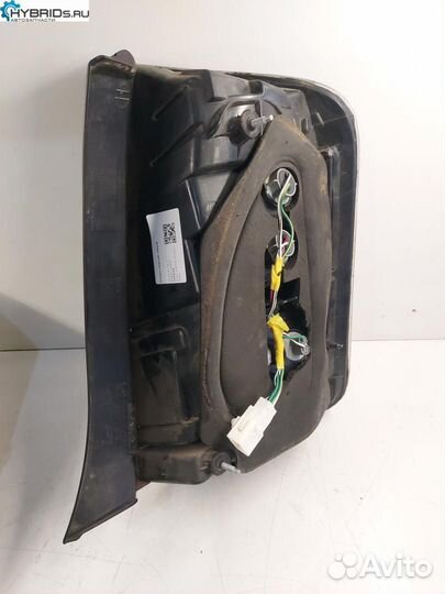 Фонарь задний левый Toyota Prius 2 NHW20