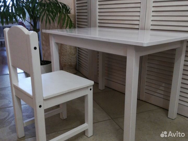 Детский стол и стул IKEA