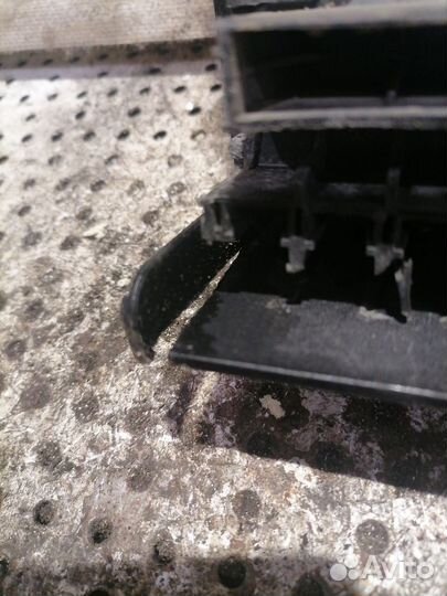 Блок предохранителей Skoda Yeti