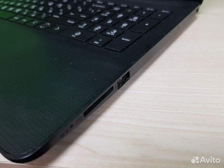 Ноутбук HP на AMD A6-9225 с DDR4 + Видеокарта 2Гб