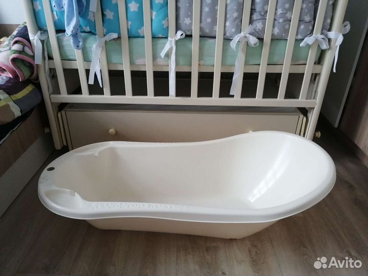 Ванночка для купания со сливом