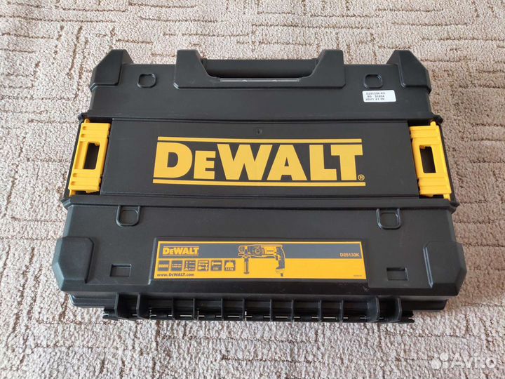 Перфоратор Dewalt D25133K, 800 Вт