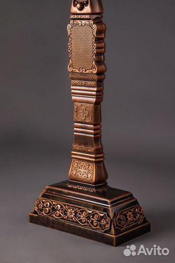 Крест на могилу с подставкой