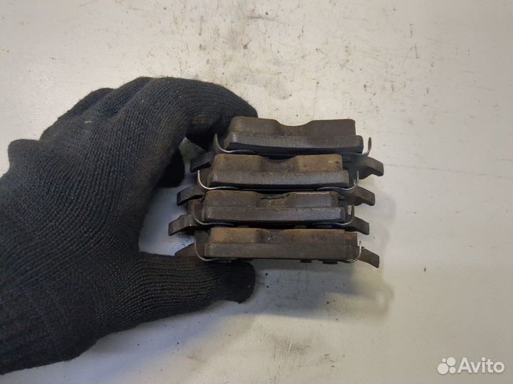 Колодки тормозные Dodge Challenger 2014, 2015