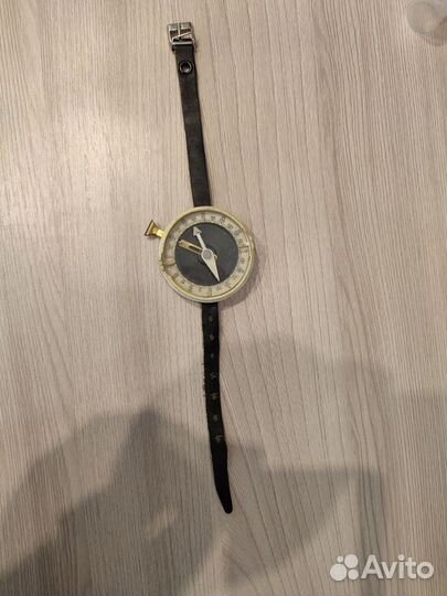 Наручный компас СССР