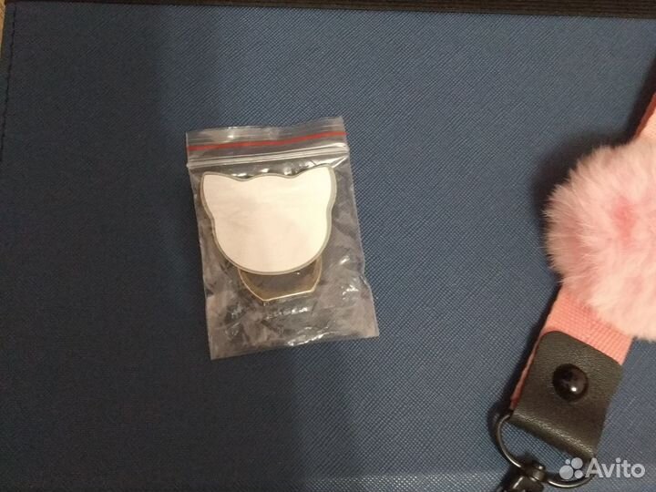 Кольцо для телефона и подвеска, за все