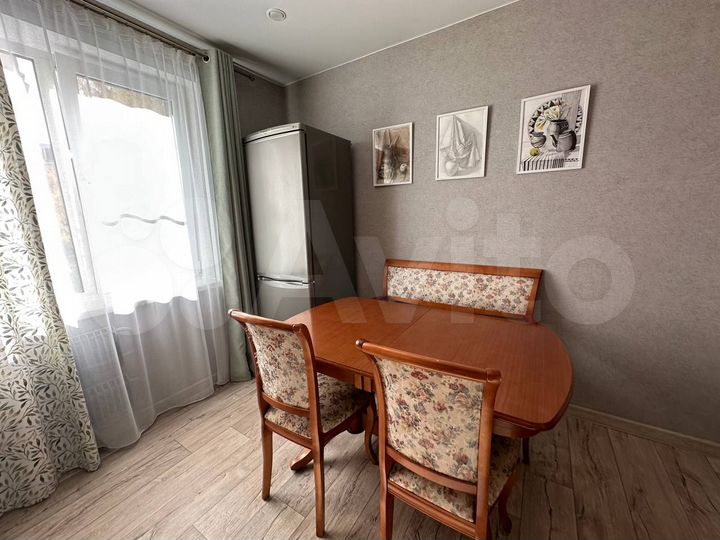 4-к. квартира, 96,8 м², 2/9 эт.