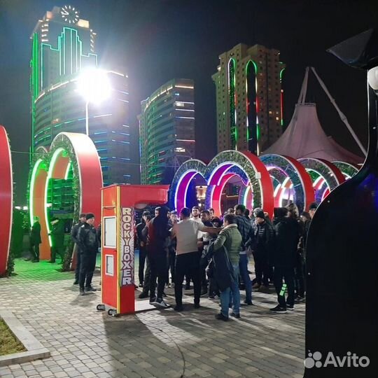 Силомер боксер Rocky Boxer купюры монеты New