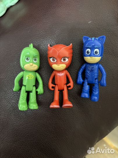 Герои в масках фигурки