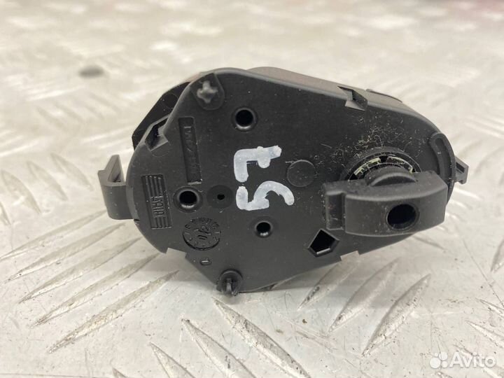 Б/У Сервопривод заслонки печки (моторчик