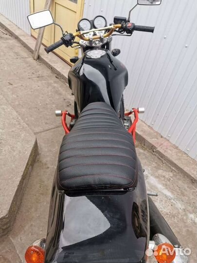 Ремонт стульев,перетяжка диванов,кресел,мотоциклы