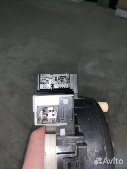 Шлейф подрулевой nissan tеana j32