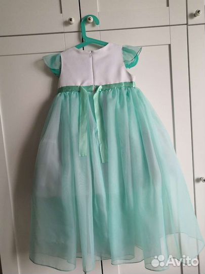 Платье нарядное