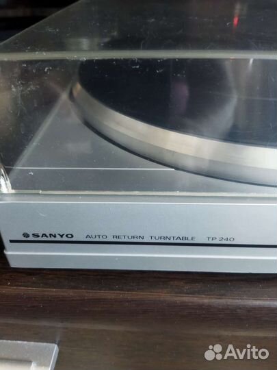 Проигрыватель винила Sanyo