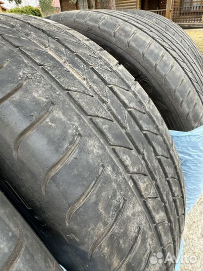 Goodyear EfficientGrip 245/45 R19 102Y