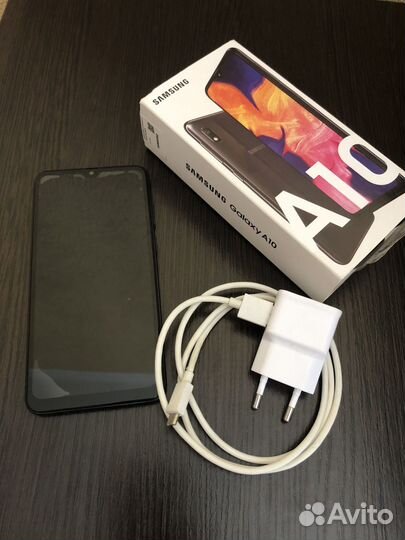 Телефон samsung А 10