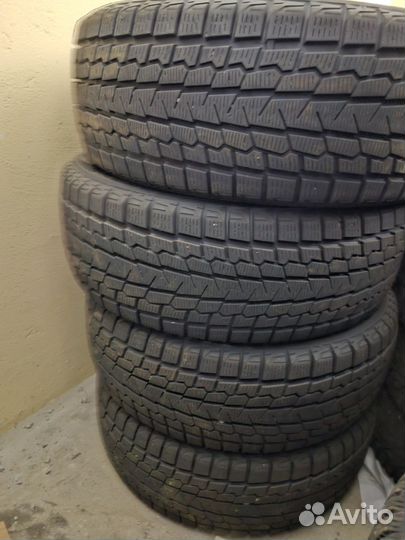 Yokohama Radial 376 225/55 R18 28L