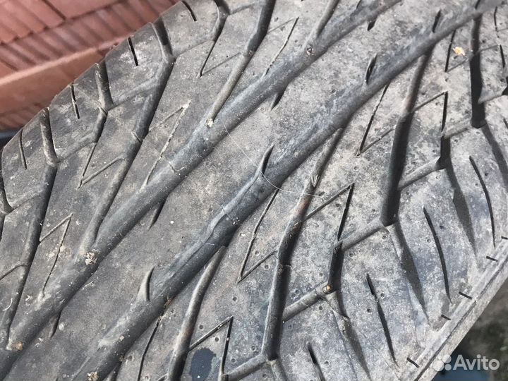 R16 Dunlop SP Sport 300 205/60, PCD 5x100 DIA 60