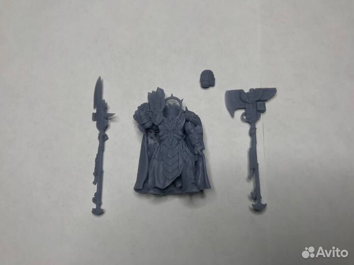 Warhammer 40000 миниатюры Trajann Valoris